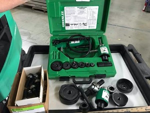 lot 256 image: Greenlee Slug Buster Punch Set Model 7646 Hydraulic Punch Out
