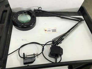 lot 298 image: Workbench Magnifying Work Lamp
