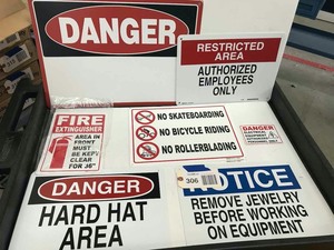lot 306 image: Lot of Assorted Safety Signs