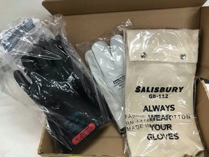 lot 317 image: Salisbury Linemans Glove Kit Class O, Cat. GK01B-10