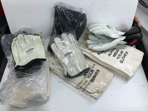 lot 318 image: (2) Salisbury Linemans Glove Kit Class O, Cat. GK01B-11 (not original box)