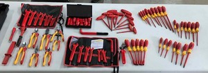 lot 327 image: Wiha Insulated Professional Tool Kit (81 pieces)