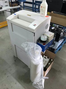 lot 360 image: Intmus 602 Shredder with automatic oiler and supplies