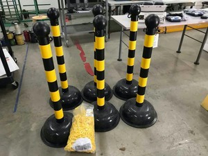 lot 379 image: (6) Plastic Divider Poles with plastic chain