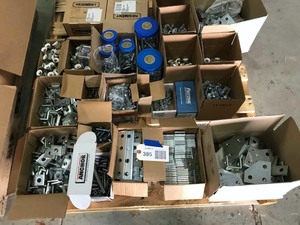 lot 385 image: Unistrut Hardware (pallet full)