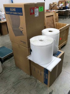 lot 431 image: Bubble Wrap Rolls, bags, assorted