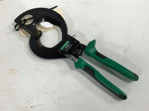 lot 456 image: Greenlee  High Performance Ratchet Cable Cutter Mod. 45207 (used)