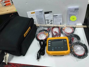 lot 468 image: Fluke Energy Logger Model 1730