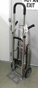 lot 475 image: Magliner Glyde Hand Truck , stairclimer