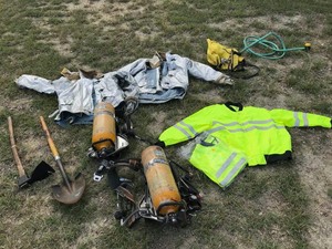 lot 583 image: Assorted Fire Fighting Gear