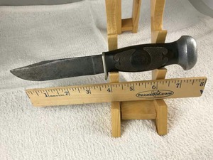 lot 732 image: Knife  Remington UMC RH28
