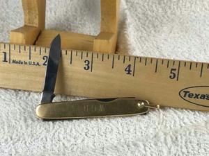 lot 771 image: (1) Folding Knife 14K WGD