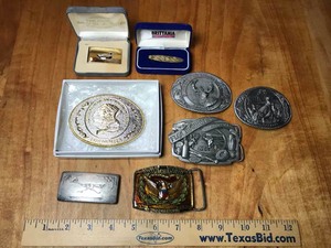 lot 780 image: Belt Buckles, Tie Bar, $ Clip