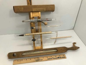 lot 14 image: Asst. Antique Food Thermometers