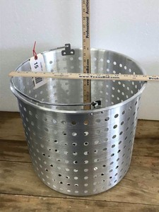 lot 15 image: Punched Aluminum CrawfishShrimp Basket