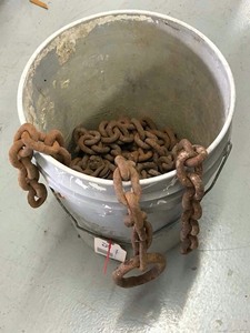 lot 75 image: Bucket of chains