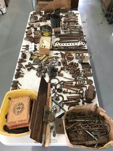 lot 79 image: Old hardware casters, hinges, latches, stuff etc.