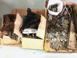 lot 80 image: Assorted hinges (3 boxes)