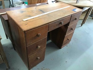 lot 91 image: Mid-Century Ranch Pine Desk,  Harris Line, superfine furniture, Pendleton OR
