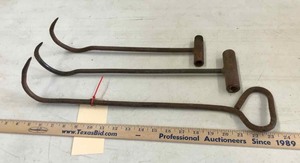 lot 106 image: (3) Hand Wrought Hand Made Hay Hooks