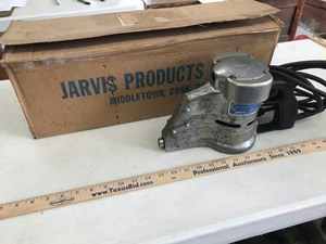 lot 181 image: Jarvis Wellsaw Model 404, no blade