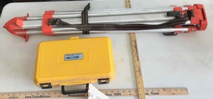 lot 186 image: SearsCraftsman Model 9-48003 Survey Transit Level, Case, Tripod