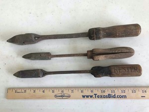 lot 195 image: Soldering Irons