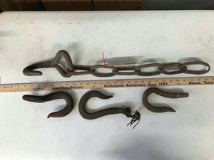 lot 239 image: (4) hand wrought hooks
