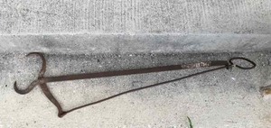lot 281 image: Log Tongs