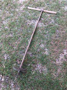 lot 282 image: Fence Post Auger