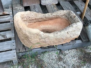 lot 293 image: (1) Stone Trough