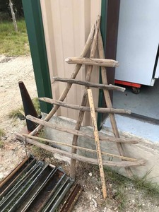 lot 177 image: Primitive Branch Christmas Tree