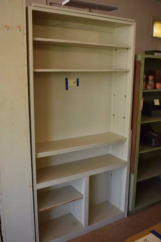 lot 15 image: Cabinet