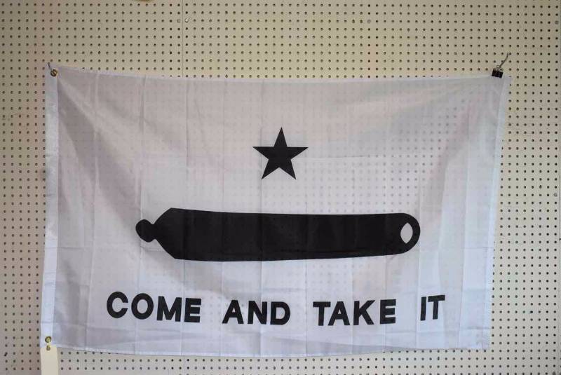 lot 75 image: Flag Come and Take It, Nylon