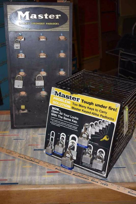 lot 88 image: (2)Displayers Master Locks