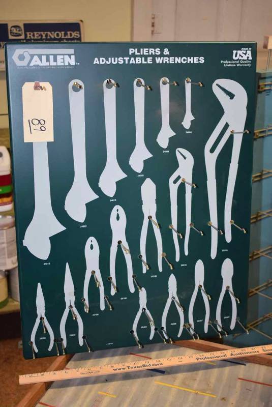 lot 89 image: Displayer Allen Pliers & Wrenches