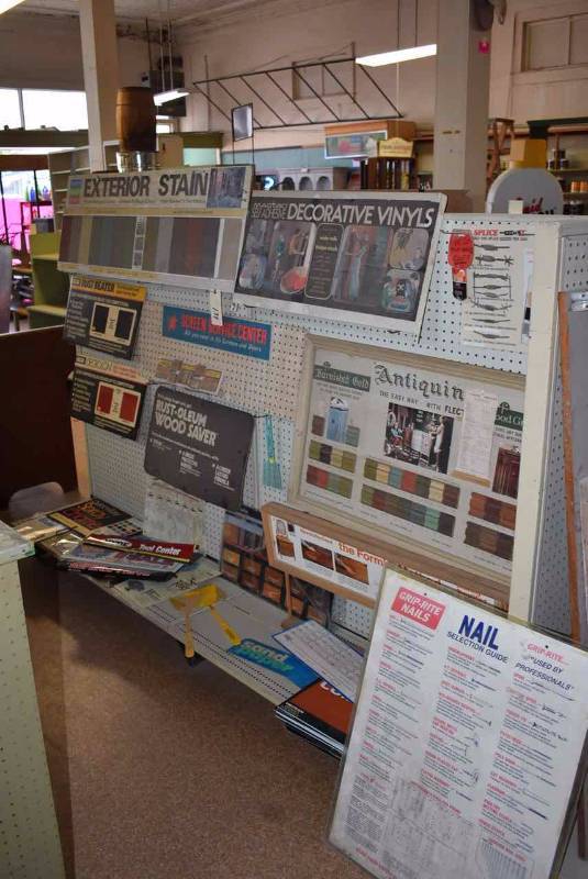 lot 139 image: Advertising Old Signage