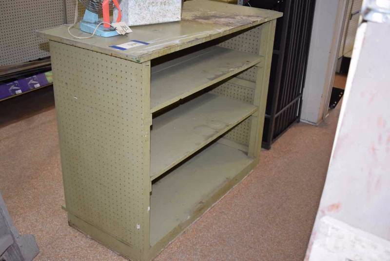 lot 144 image: Work Station