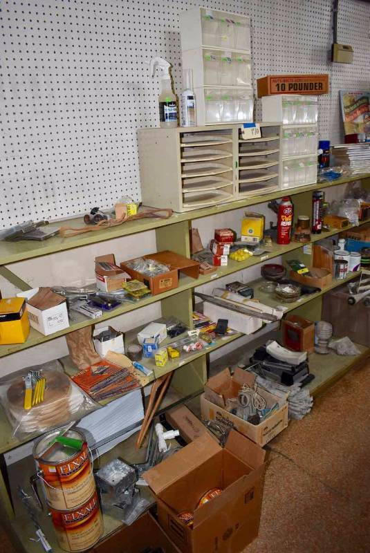 lot 170 image: Odds & Ends, Miscellaneous, Assorted Hardware, parts and piecs, etc. (shelf not included)