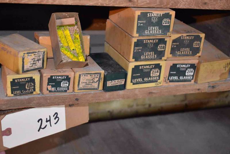 lot 243 image: Stanley Level Glasses in Boxes