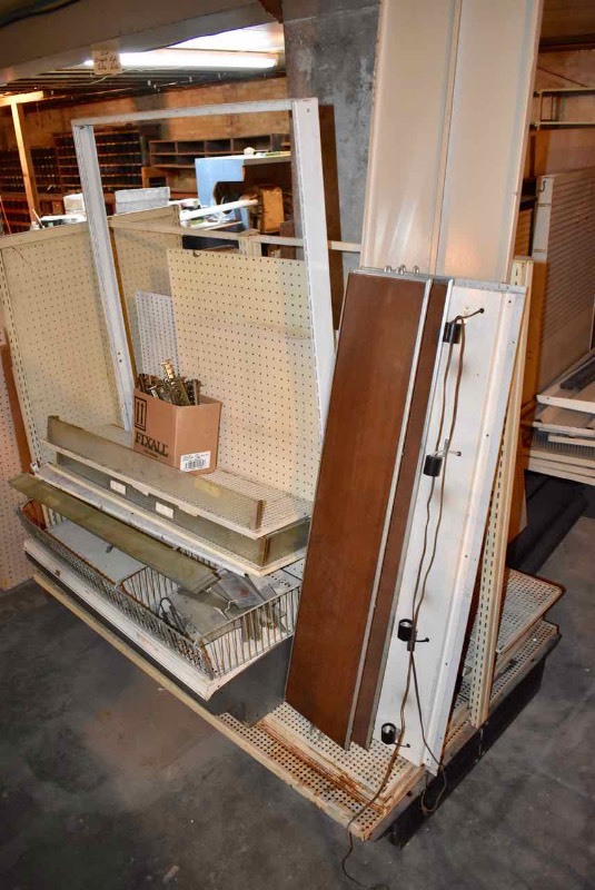 lot 253 image: Asst. Gondola Style Shelving, Parts & Pieces