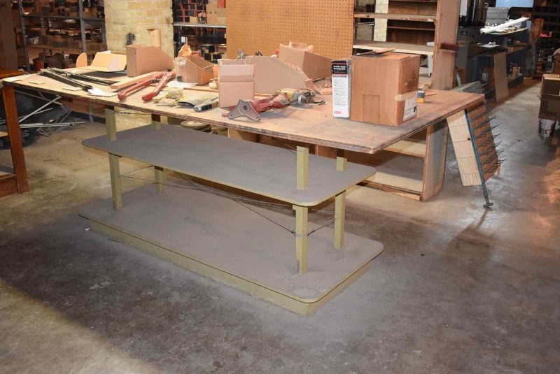 lot 273 image: Work StandDisplay