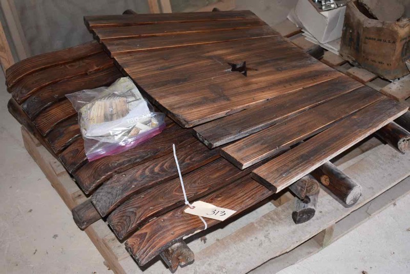 lot 313 image: Lone Star Porch Rocker in Kit Form