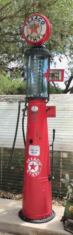 Gas Pump Gilbert Barker Mfg. Co. Model T176 Texaco Boerne