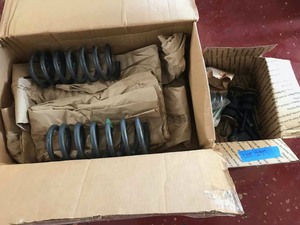lot 297 image: Front Springs 3832518 EA & Bolts