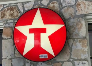 lot 242 image: Lighted Texaco Sign
