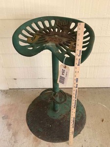 lot 254 image: John Deere Tractor Seat Stool
