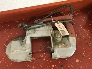 lot 260 image: Milwaukee Metal Band Saw