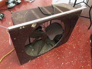lot 276 image: Vintage Attic Fan