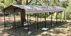 lot 248 image: Metal Carport